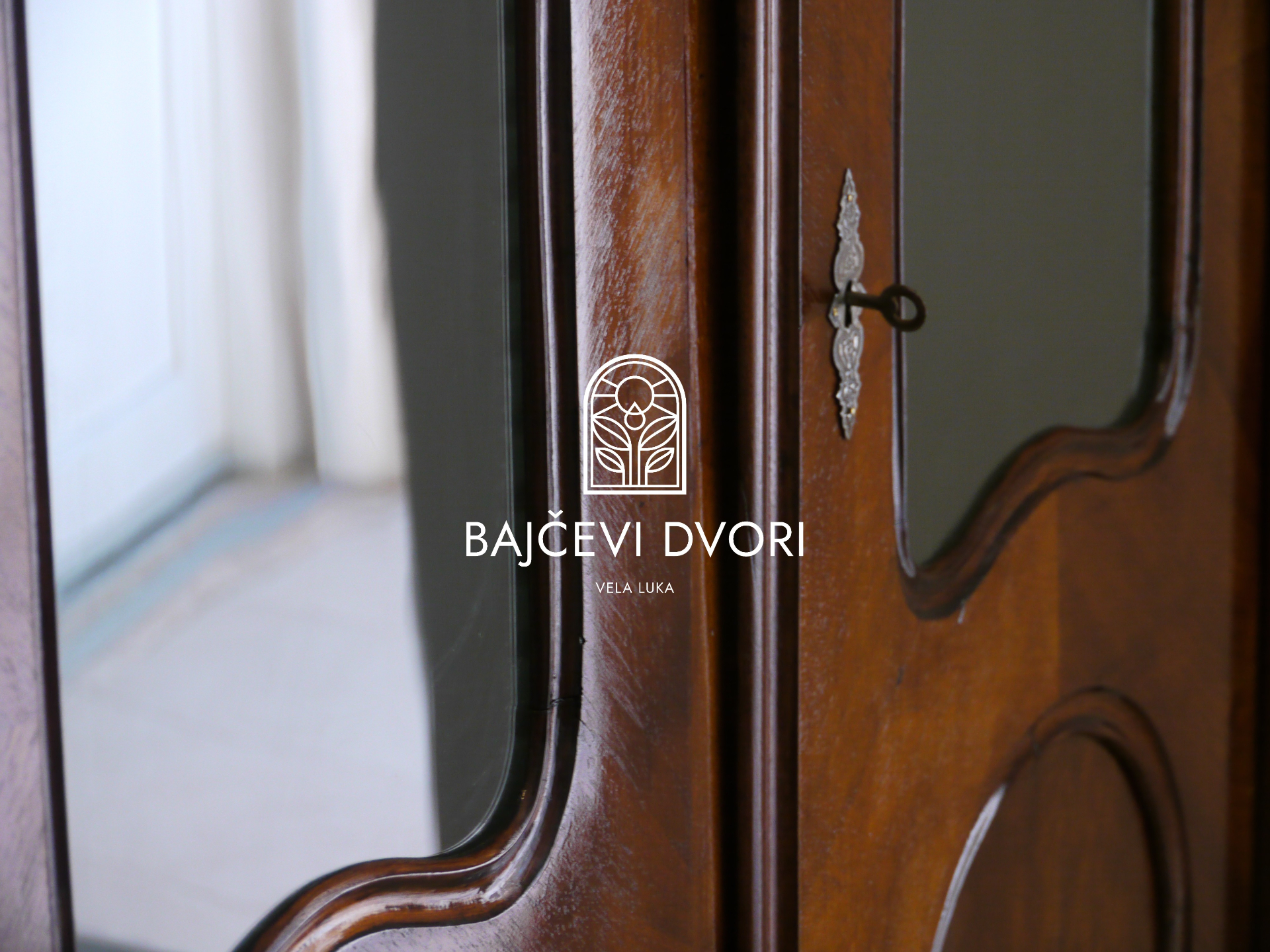 Bajčevi dvori estate