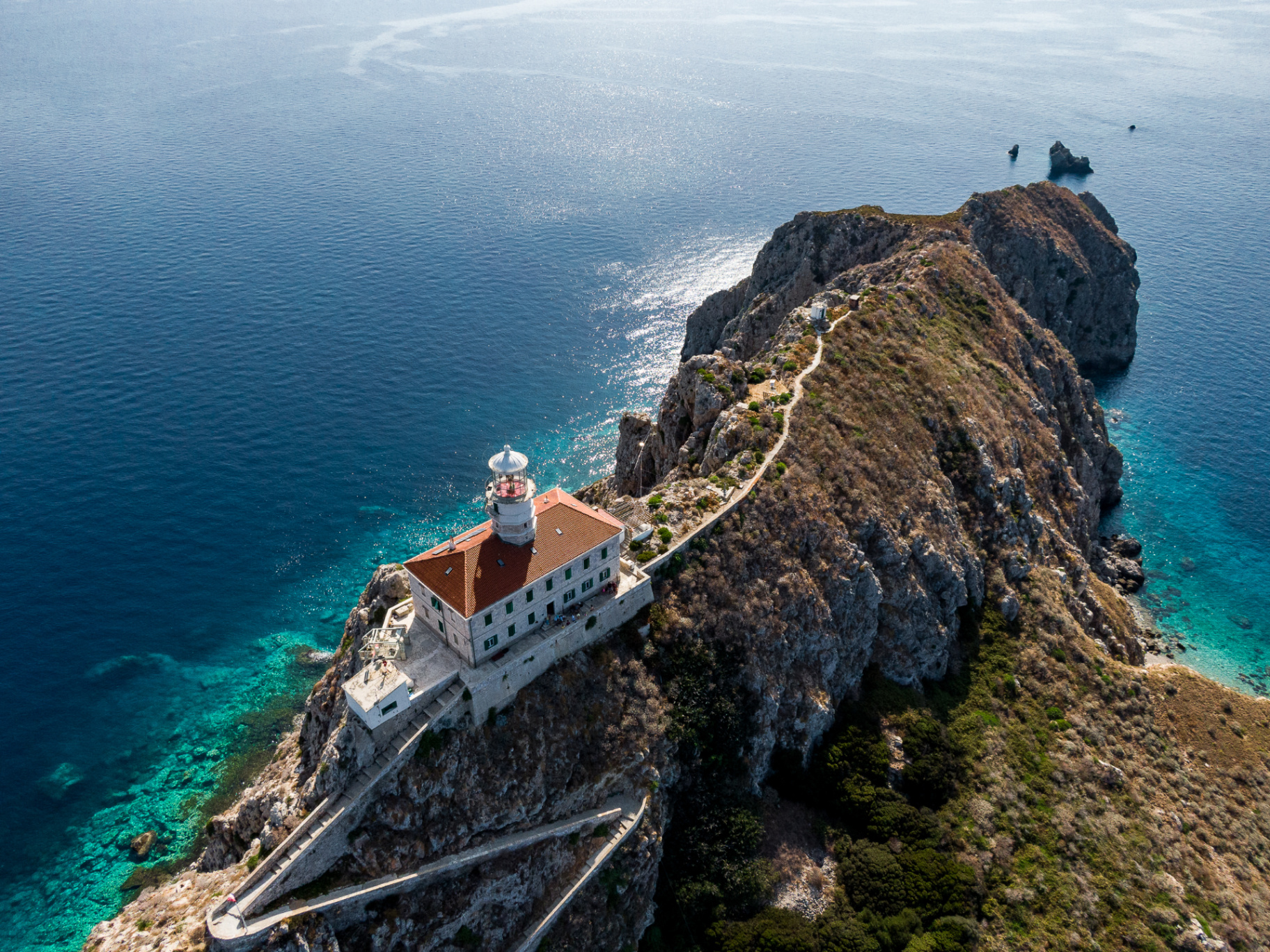 Islands within reach 1